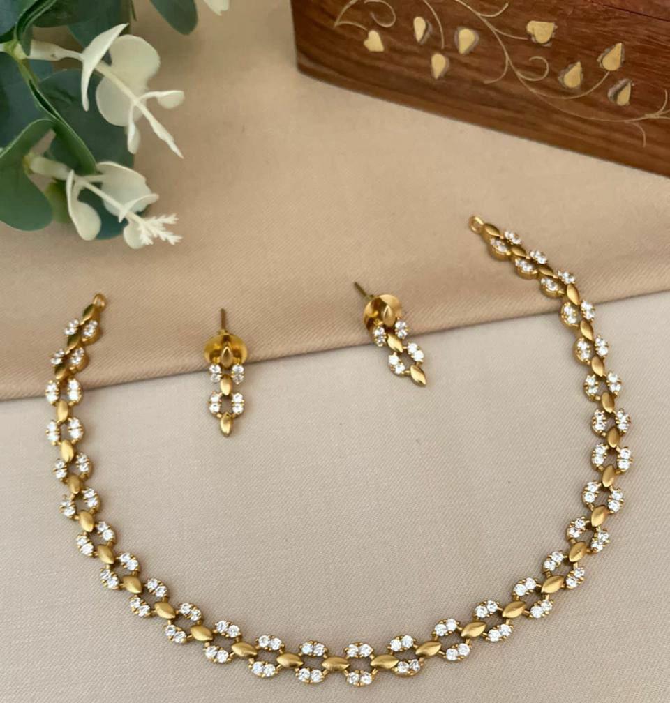 Simple Necklace