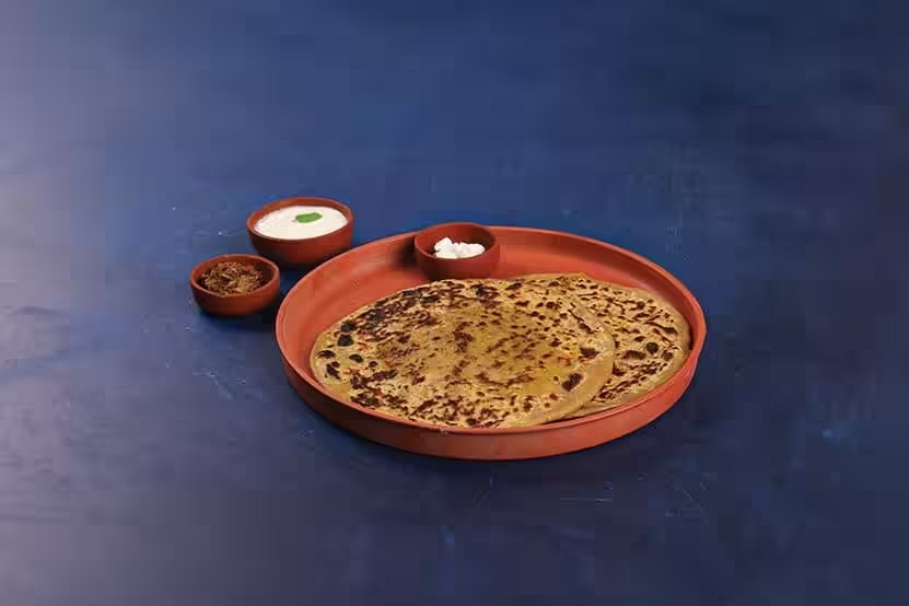 2 Namak Mirchi Vala Paratha & Amul Masti Dahi [85 Grams, 1 Cup]