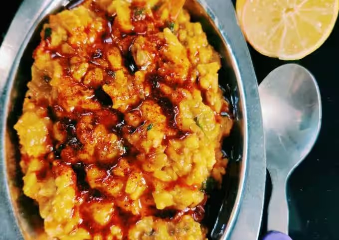 Tadkewali (Spicy) Khichdi