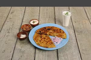 2 Butter Onion Paratha With Masala Buttermilk Combo
