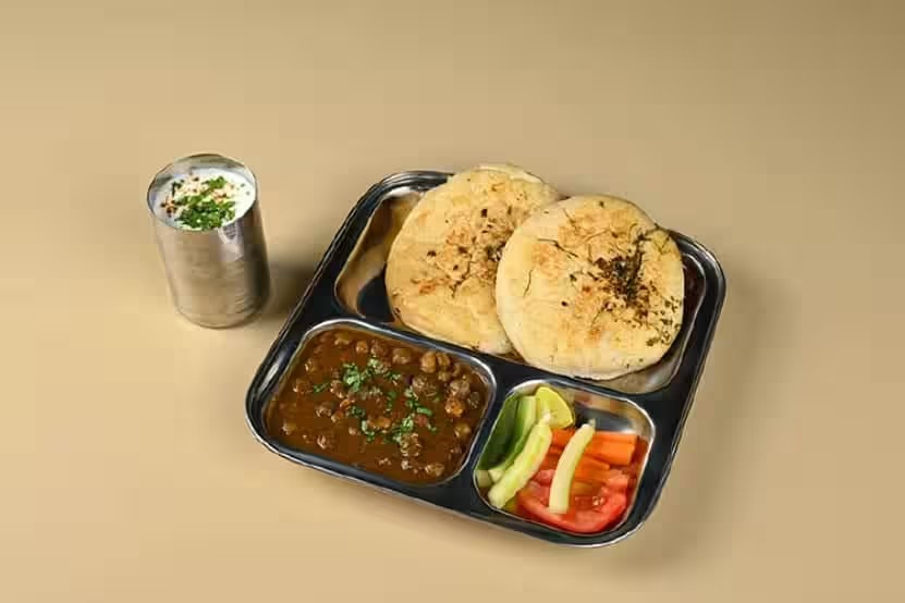 Butter Chole Kulcha With Masala Buttermilk Combo