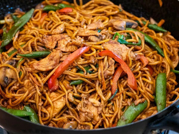Double egg chicken noodles