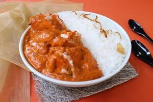 Butter Chicken Served with Jeera Rice