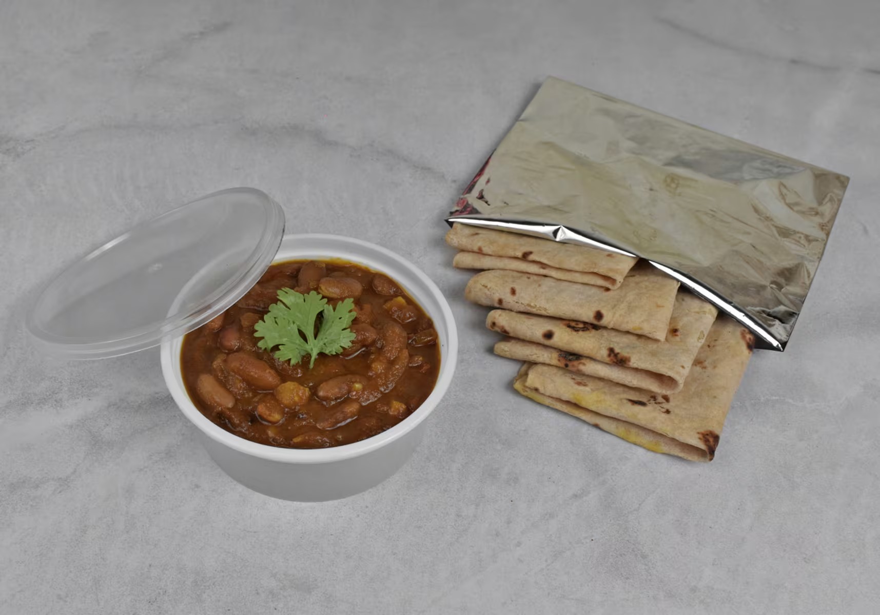 Chapati (4 pcs) + Rajma Masala Combo